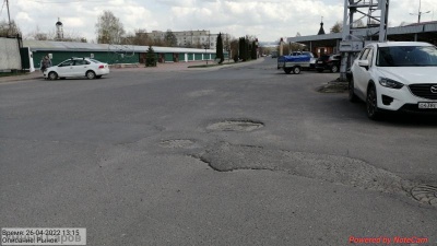 Собаки у рынка 2.jpg Собаки у рынка 2.jpg